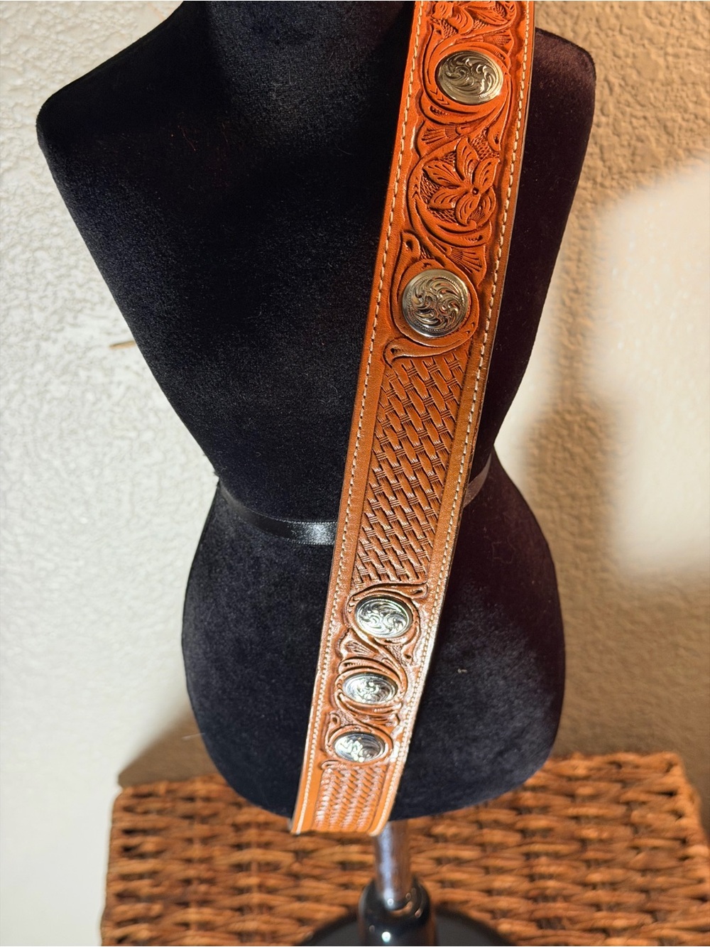 Vintage Montana Silversmiths Silver Plate Buckle Tooled Leather Belt 36” Western - Picture 14 of 16